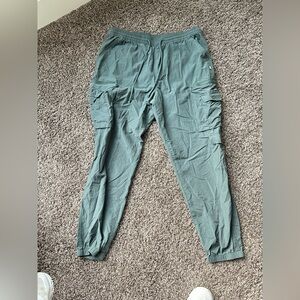Men's Green Cargo Pants Urban Outfitters